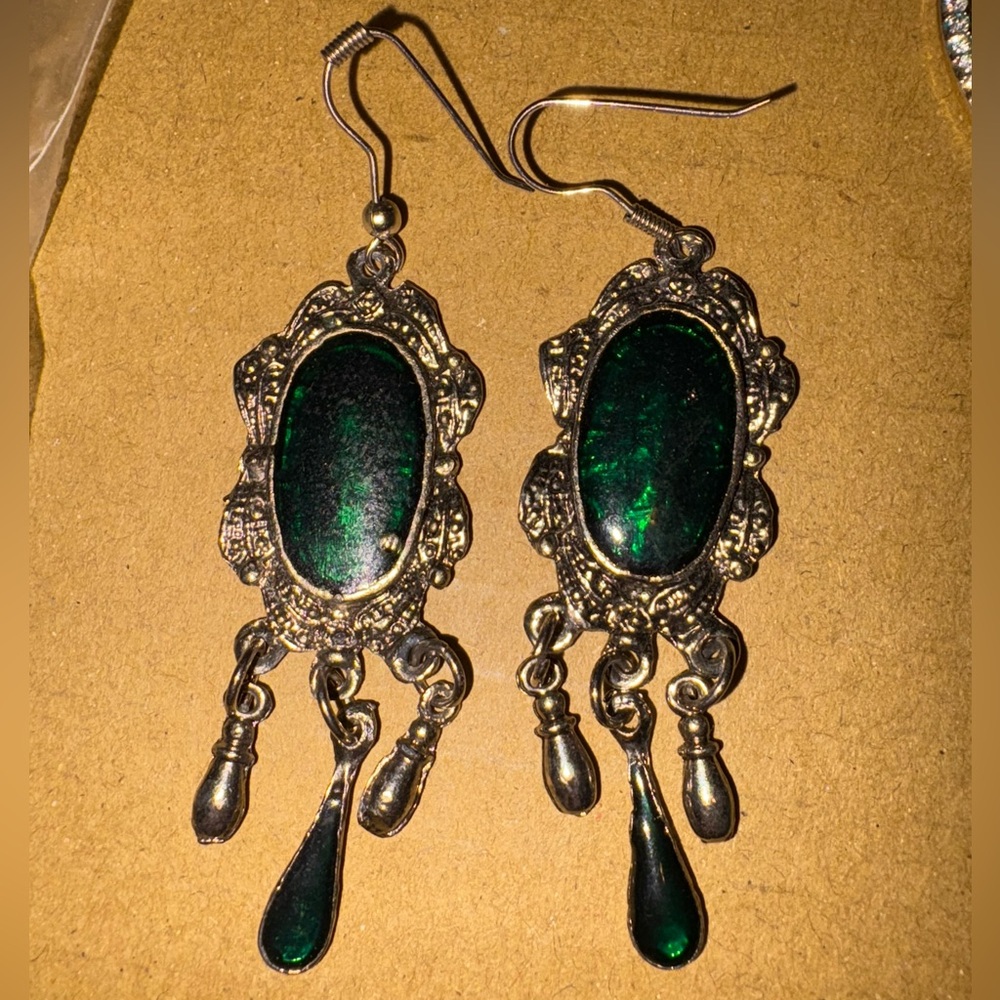 Elegant Green and Gold Dangle Earrings